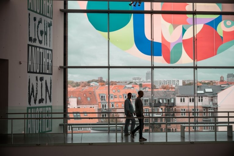 Brendan Barrys Handgebaute Kamera Eine Reise durch die Essenz der Fotografie