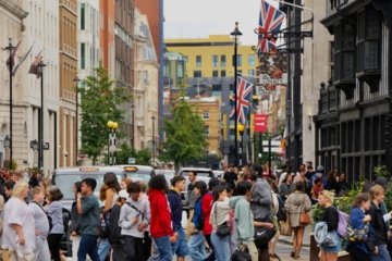 Tamron 70-300mm F45-63 Di III RXD Der perfekte Reise-Telezoom für Sony