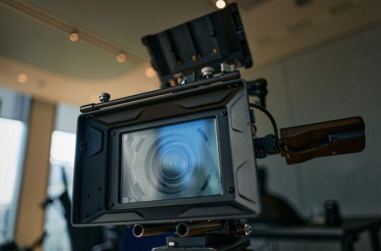 Canon EOS R6 V im Test Das perfekte Hybrid-Videokamerasystem für Creator
