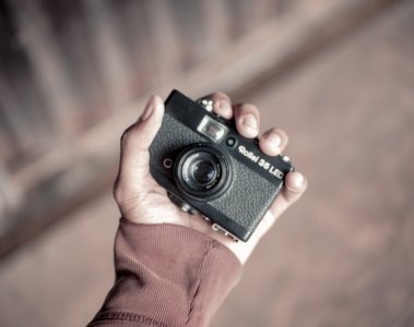 Panasonic Lumix L10 im Test Die kompakte Premiere mit 26 MP und Leica-Optik