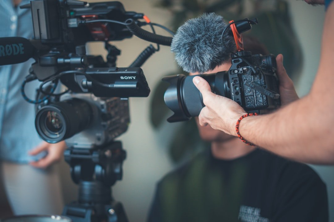 Sony FX5 im Test Die Revolution für Run-and-Gun-Filmer