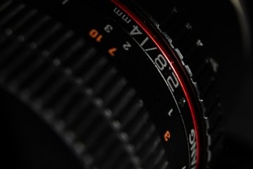 Samyang AF 60-180mm F28 Preis-Leistungs-Wunder für E- und L-Mount