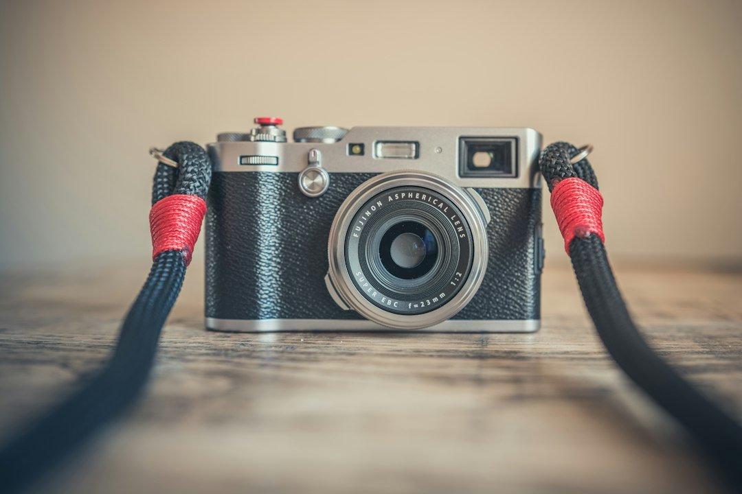OM SYSTEM PEN Die Wiedergeburt der Retro-Kamera mit EVF